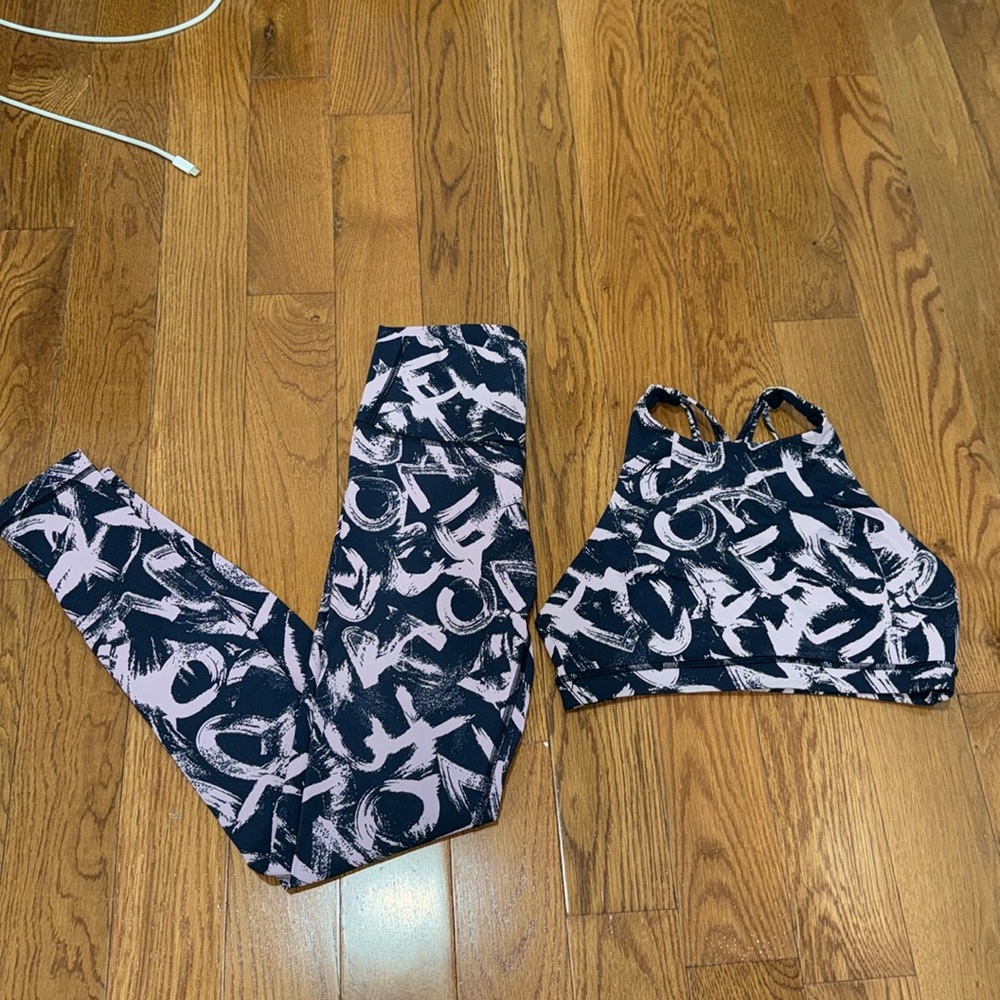 Printed lululemon set